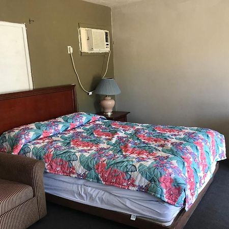 Hotel O Near Fanning Springs State Park Us Hwy 98 Old Town 外观 照片