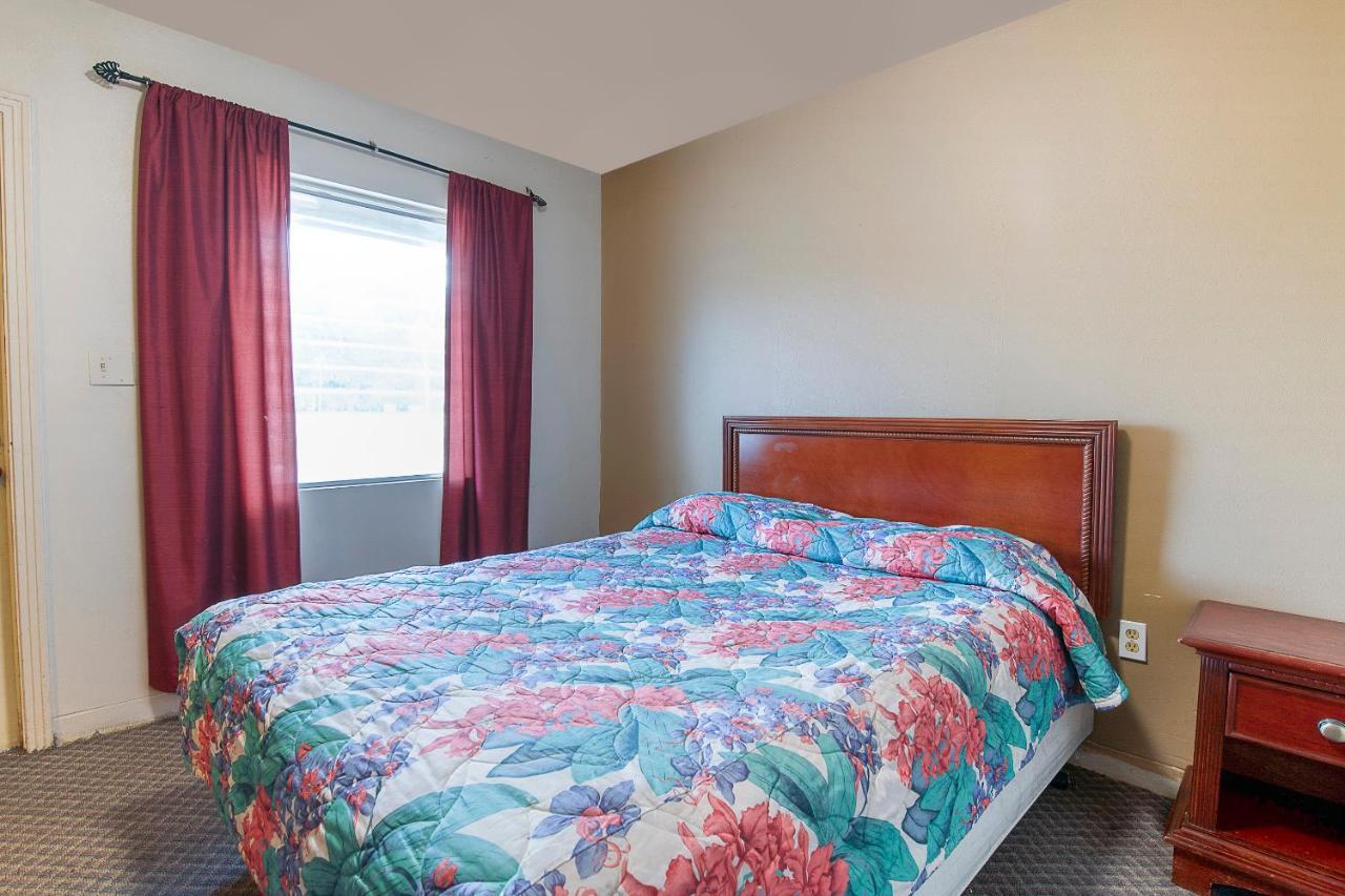 Hotel O Near Fanning Springs State Park Us Hwy 98 Old Town 外观 照片