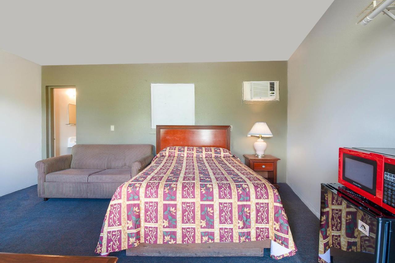 Hotel O Near Fanning Springs State Park Us Hwy 98 Old Town 外观 照片