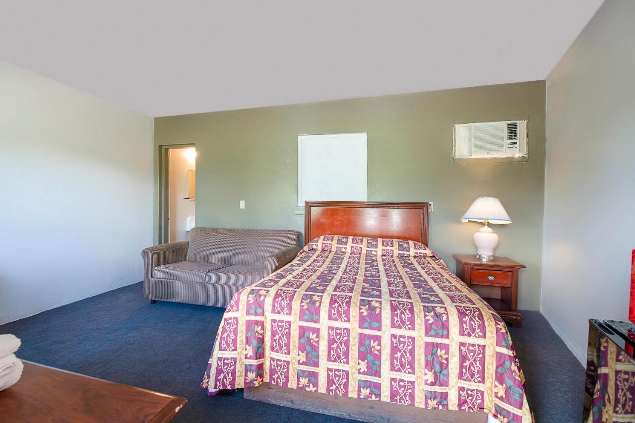 Hotel O Near Fanning Springs State Park Us Hwy 98 Old Town 外观 照片