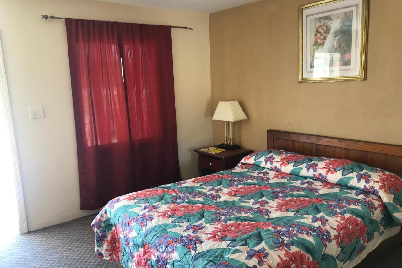 Hotel O Near Fanning Springs State Park Us Hwy 98 Old Town 外观 照片